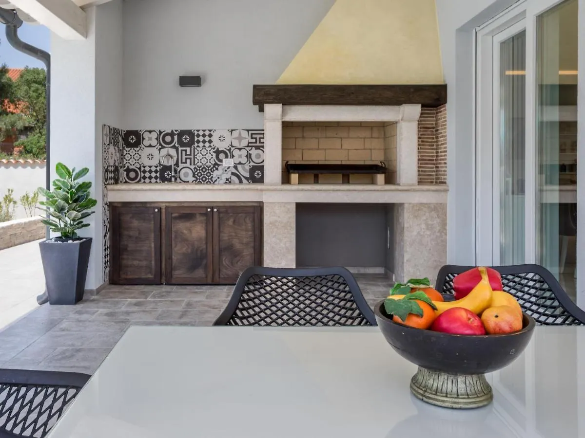 Villa Dream House By Interhome Pula 0*,
